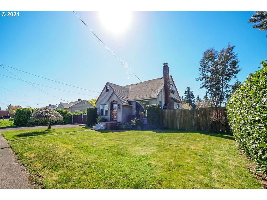 8040 Cora St - Photo 1