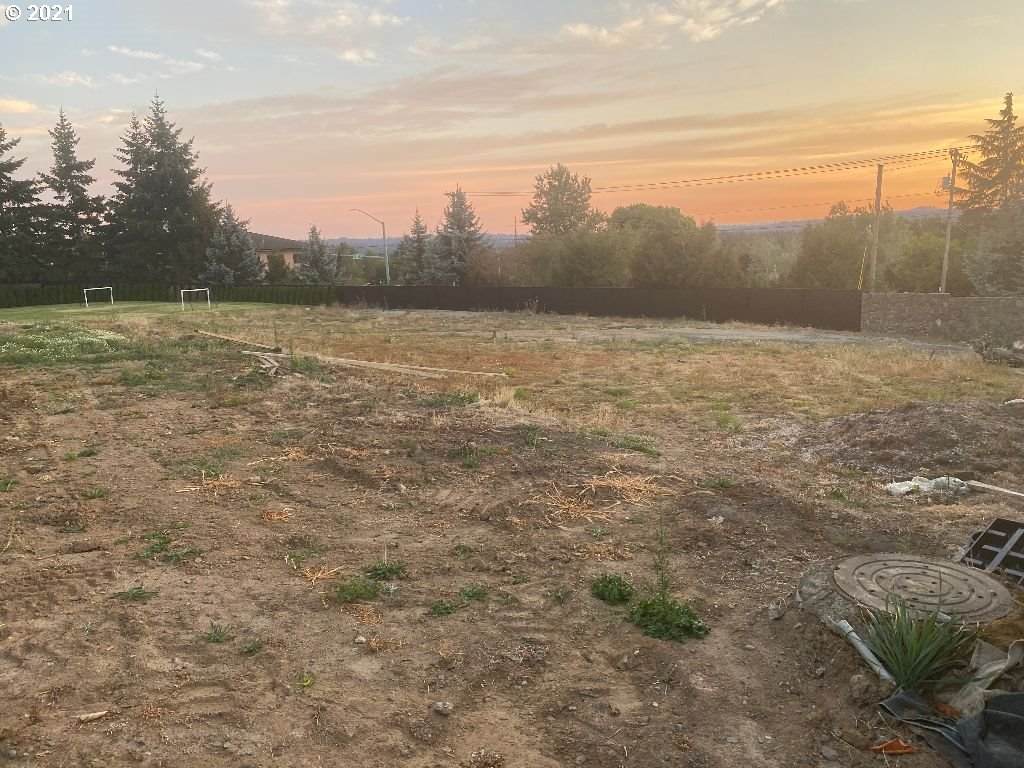 9270 Emmert View Ct - Photo 1