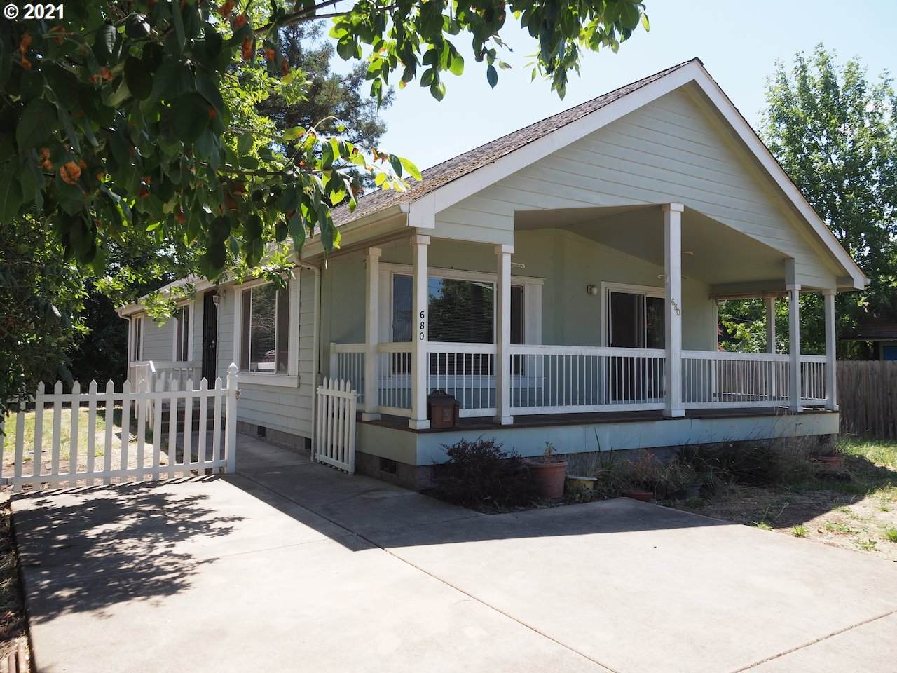 680 32ND Ave - Photo 1
