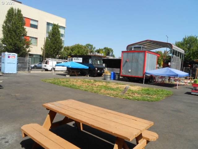 3625 M L King Blvd - Photo 1
