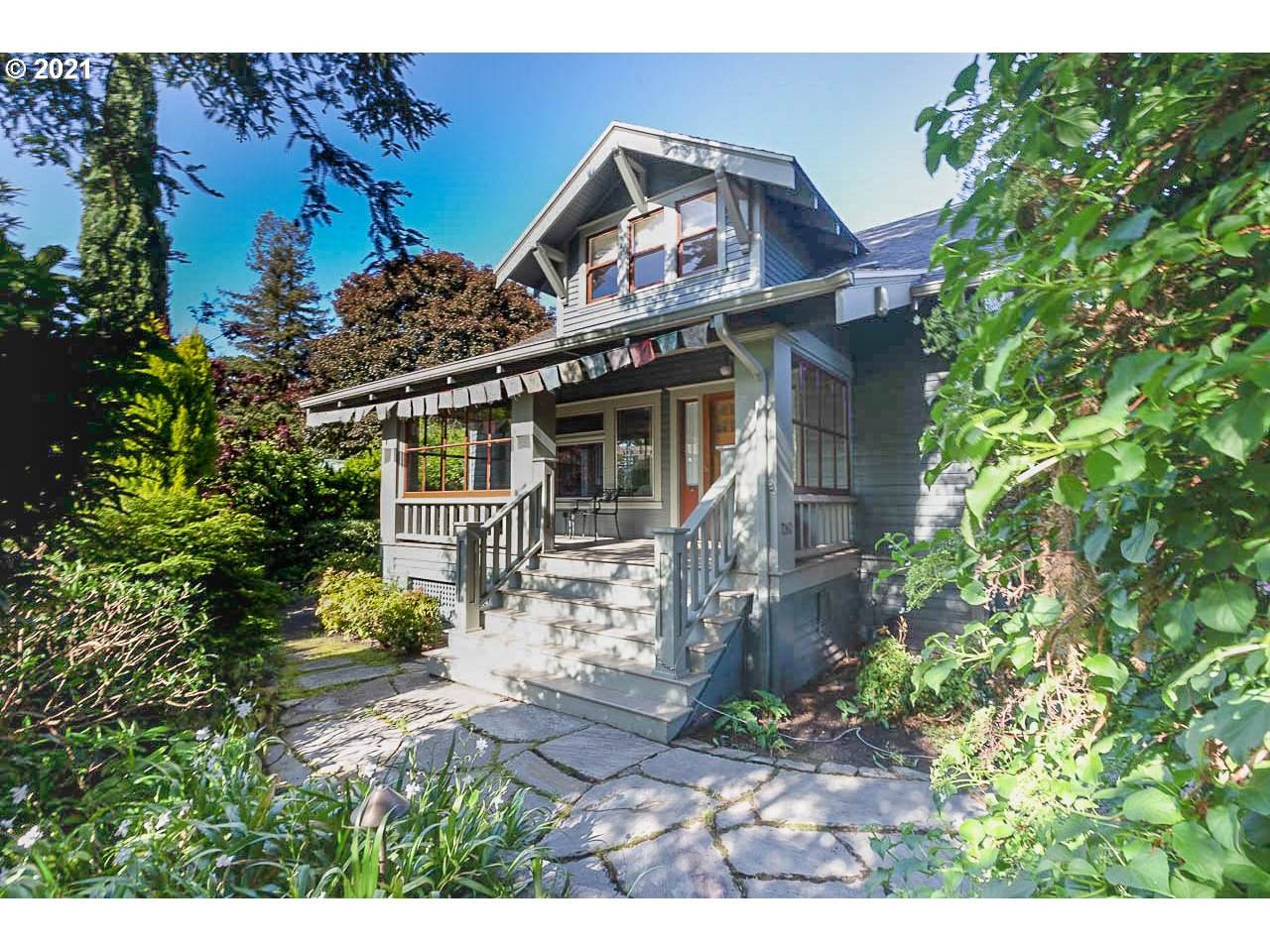 7060 13TH Ave - Photo 1
