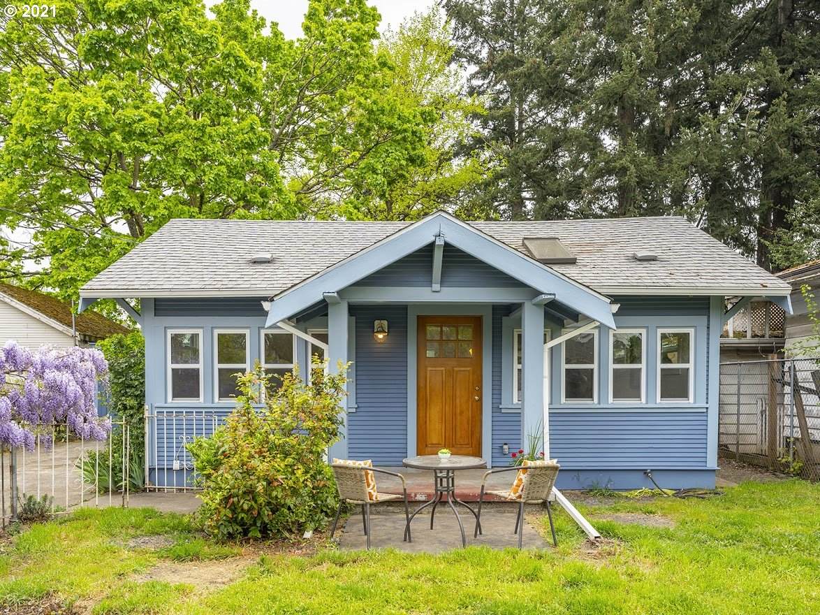1213 Ainsworth St - Photo 1