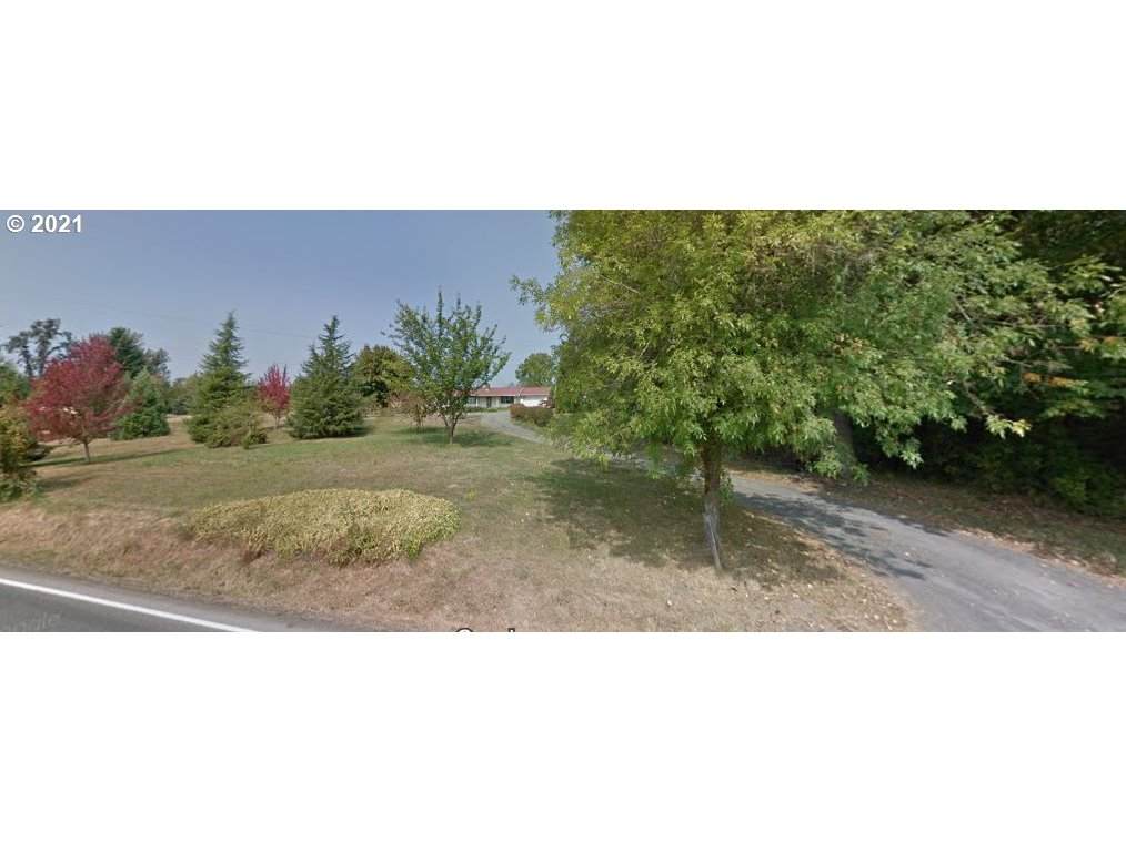 2210 Lockwood Creek Rd - Photo 1
