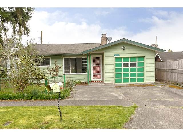 10940 Salmon St - Photo 1