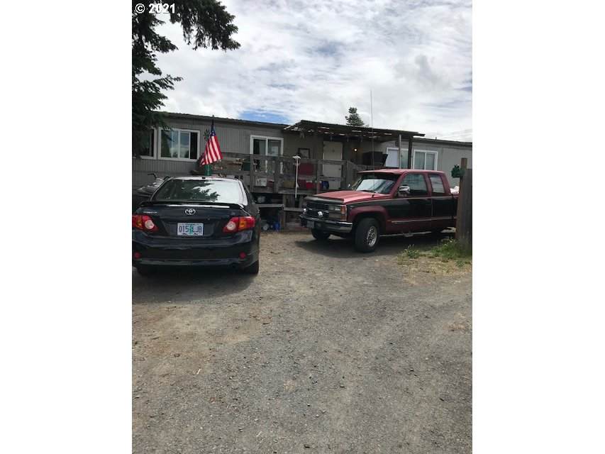 105 Damon St - Photo 1