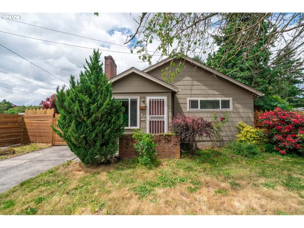5247 79TH Ave - Photo 1