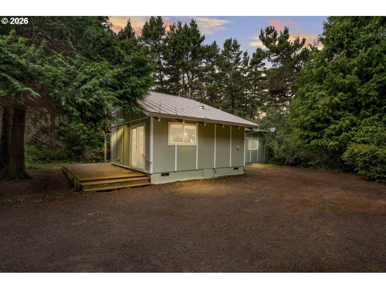 88046 Leeward Dr - Photo 1