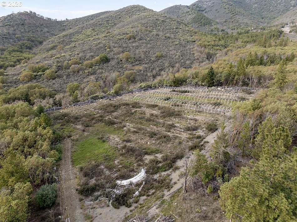 18101 Applegate Rd - Photo 1