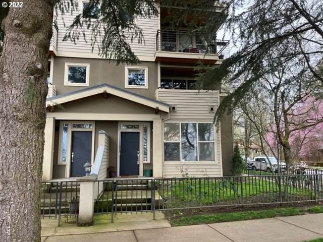 3123 Willamette Blvd - Photo 1