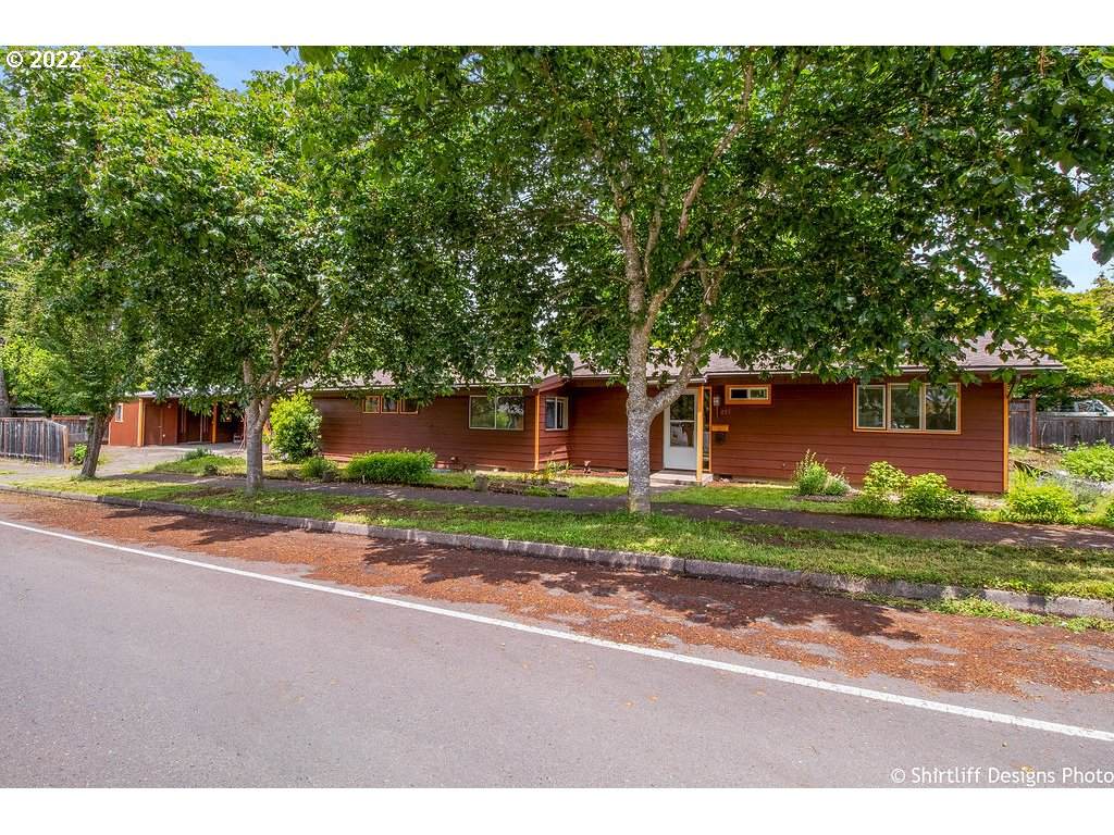 855 24TH Ave - Photo 1