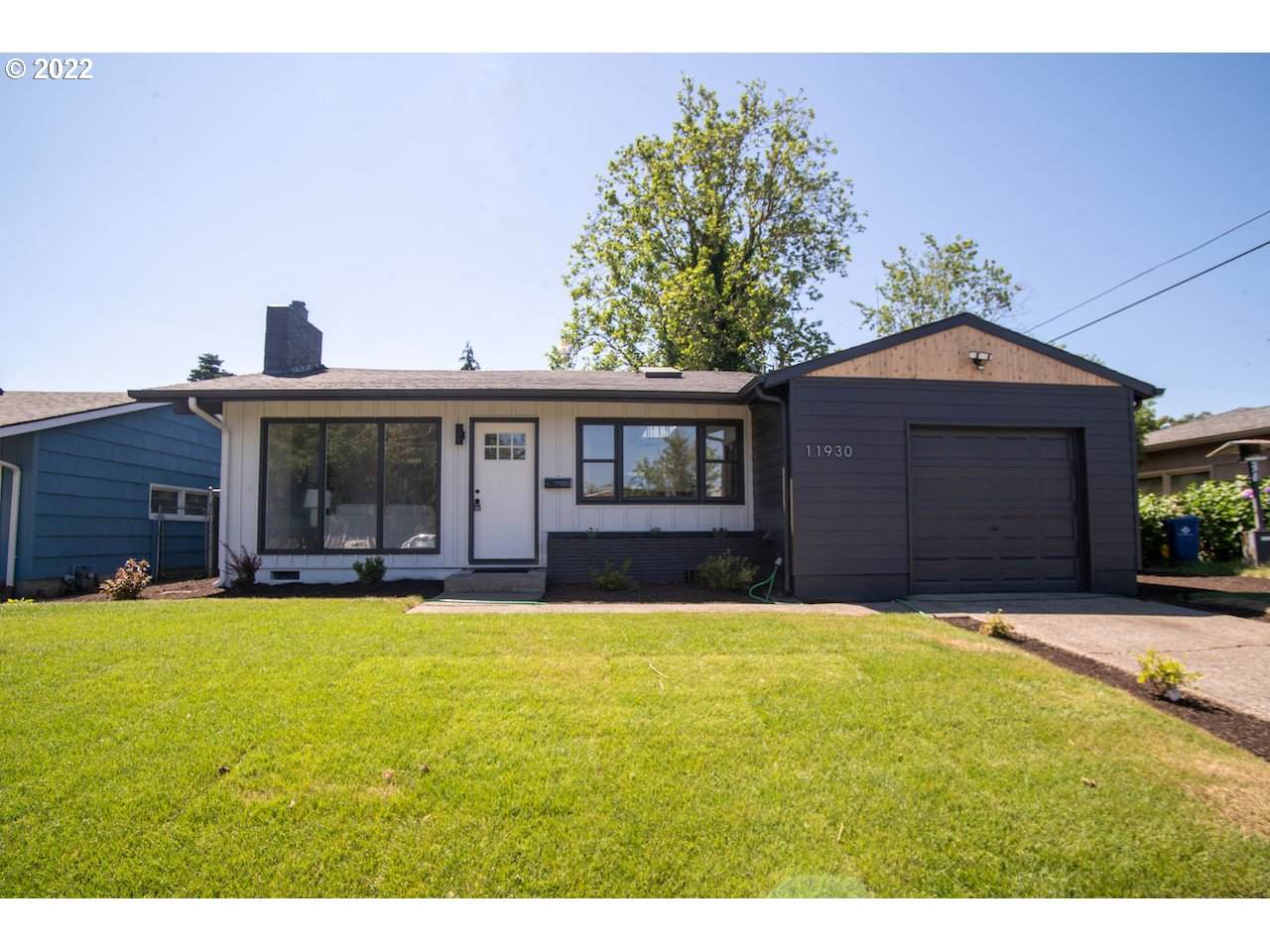 11930 Morris St - Photo 1