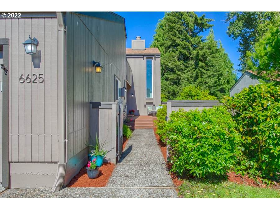 6625 Huntington Cir - Photo 1