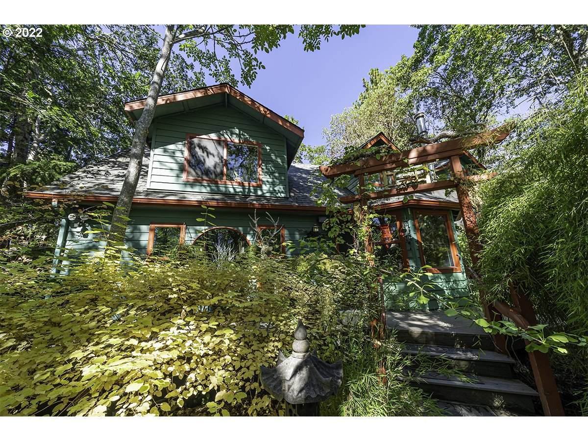 3800 Russell Rd - Photo 1
