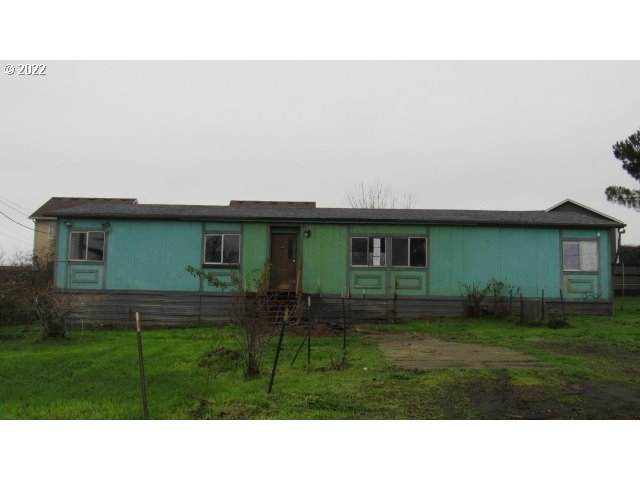 235 Doris St - Photo 1