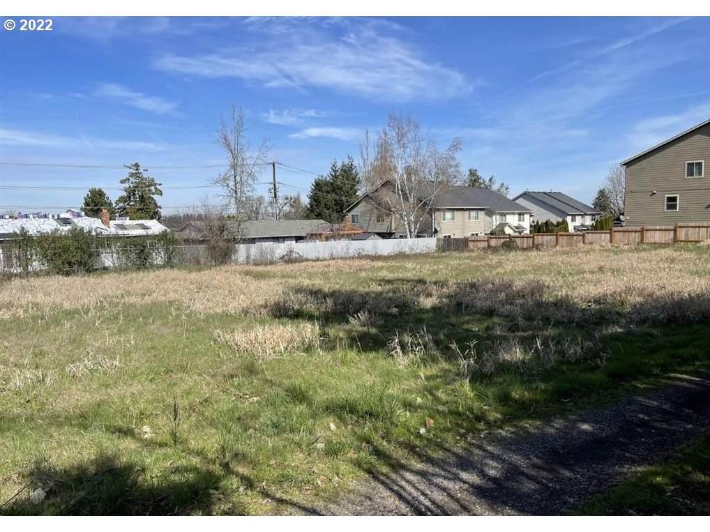2370 Wallace Rd - Photo 1