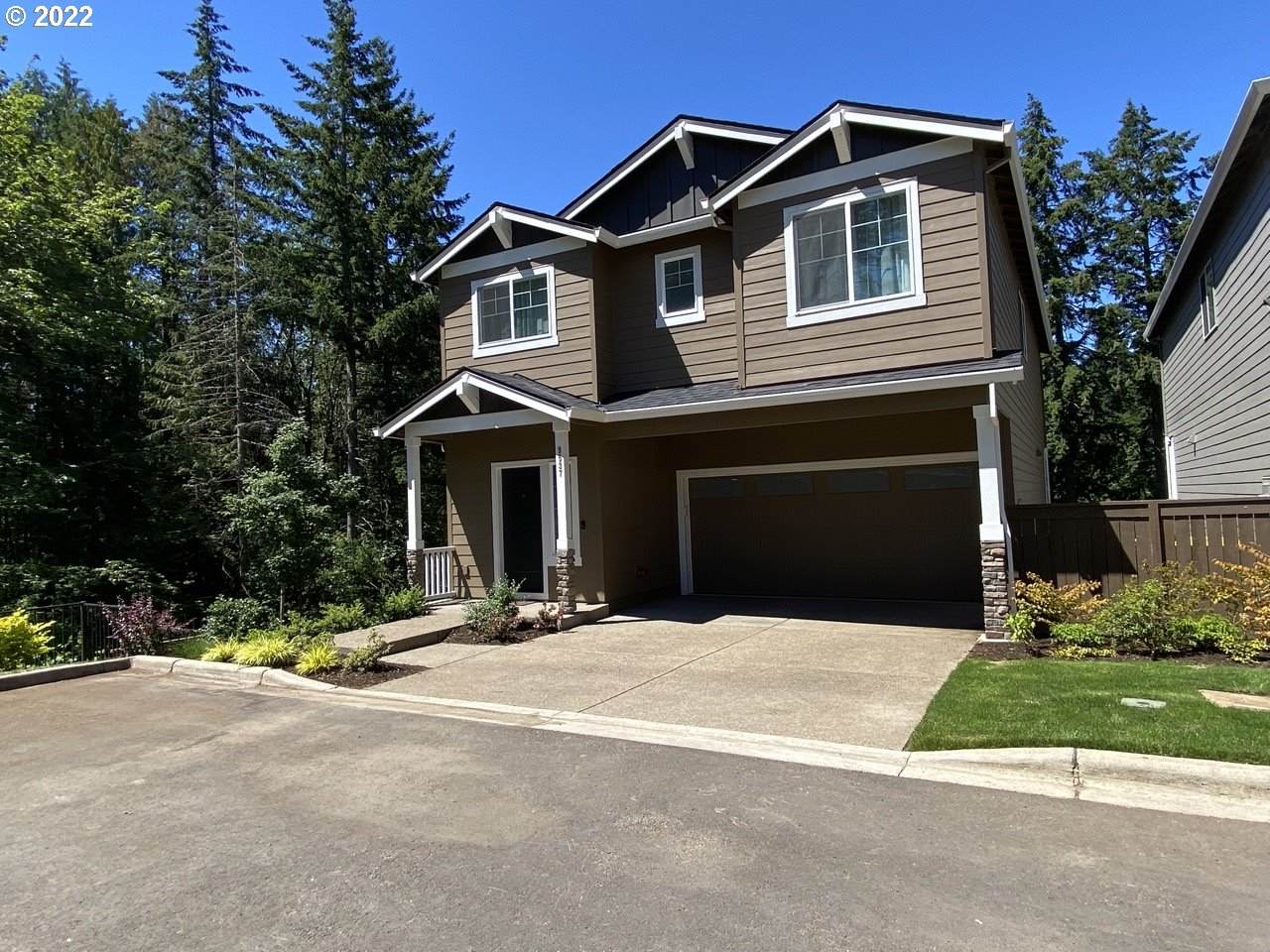 9537 171ST Ave - Photo 1