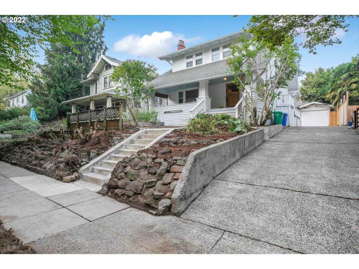 3933 Hassalo St - Photo 1