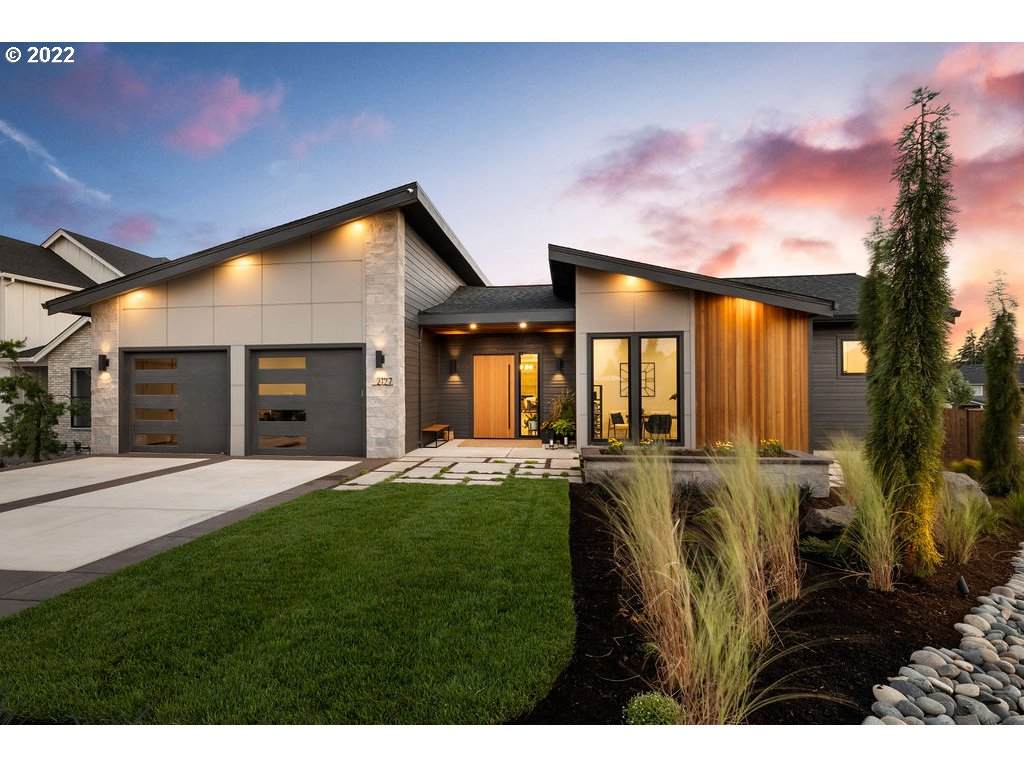 2127 19TH Way - Photo 1