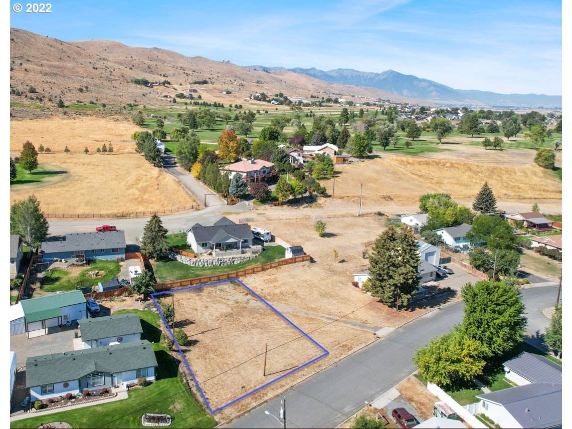 103 Foothill Dr - Photo 1