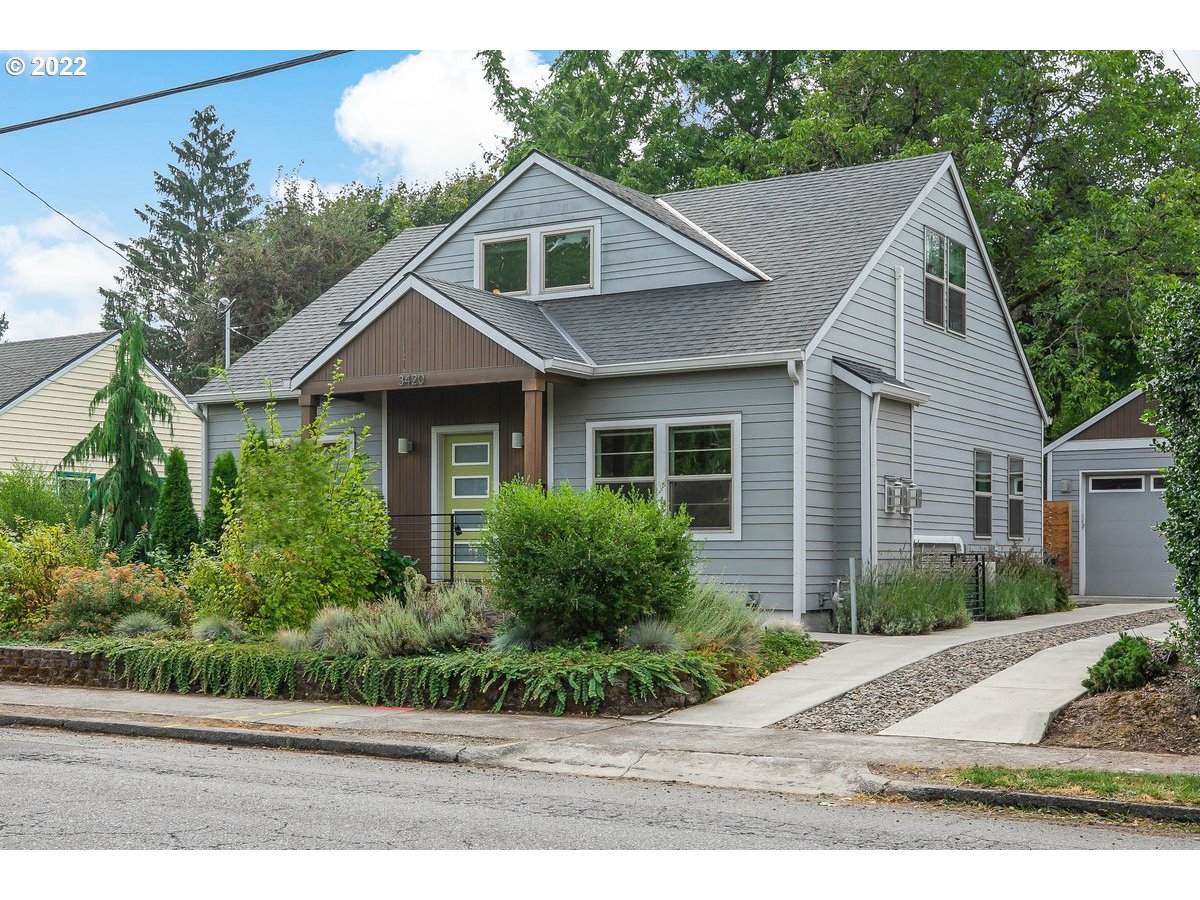 3420 Holgate Blvd - Photo 1