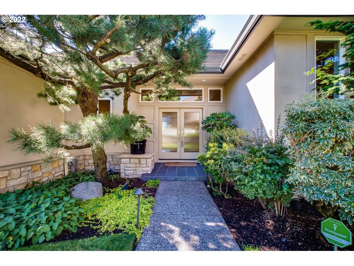 2212 Crestview Way - Photo 1