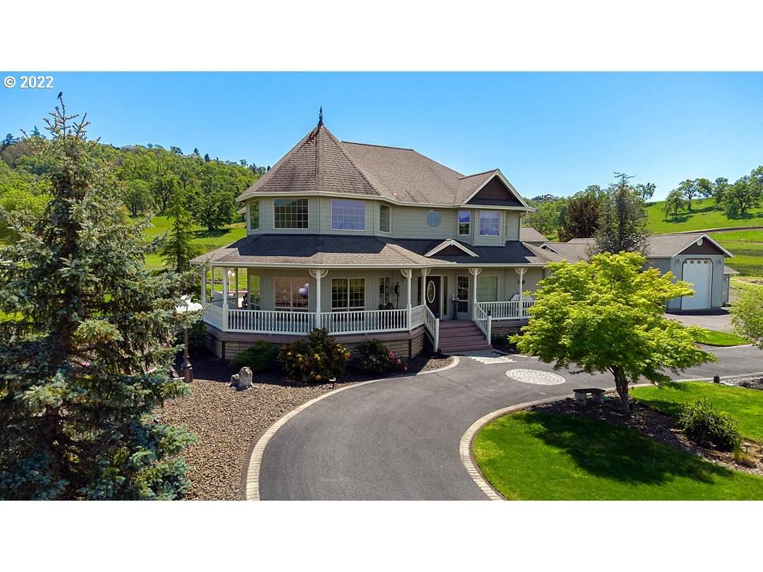 705 Cross Creek Dr - Photo 1