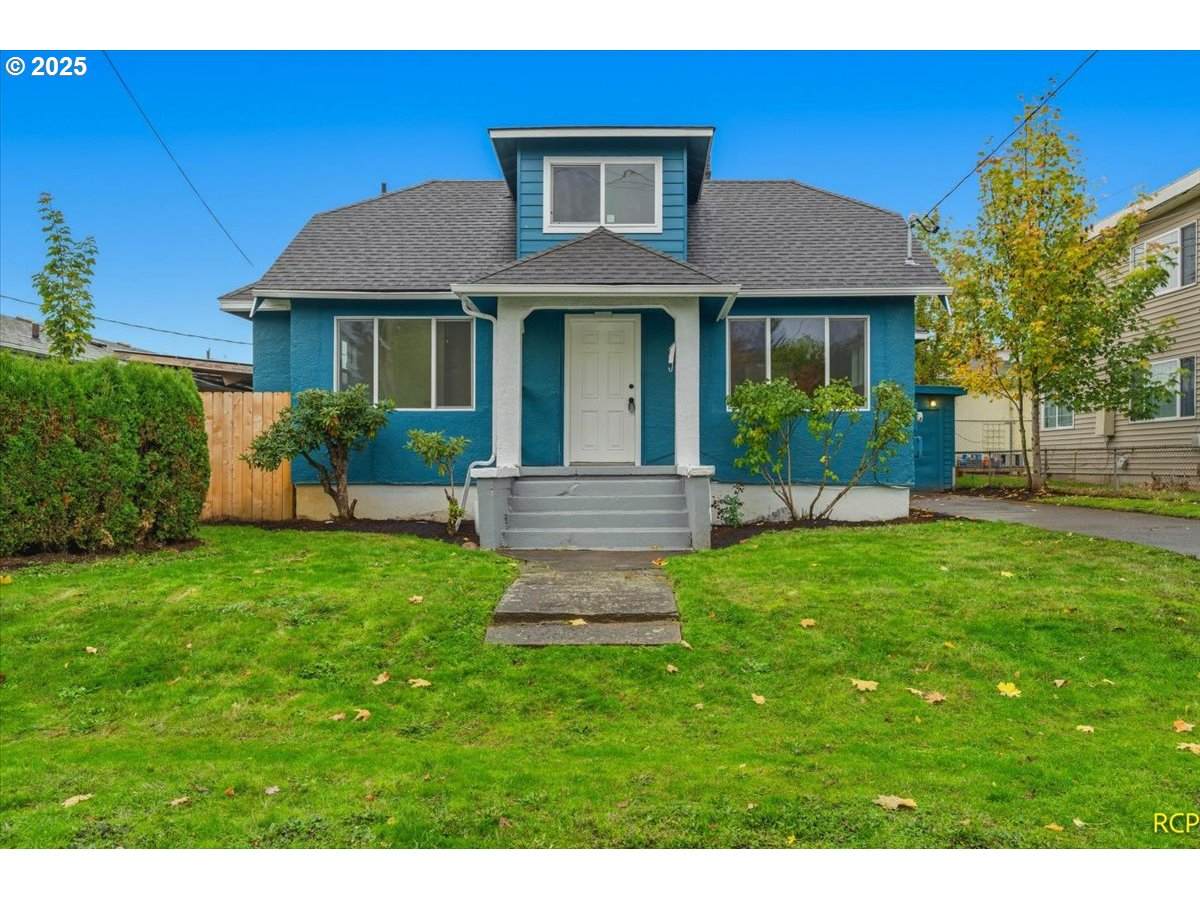 1124 81ST Ave - Photo 1