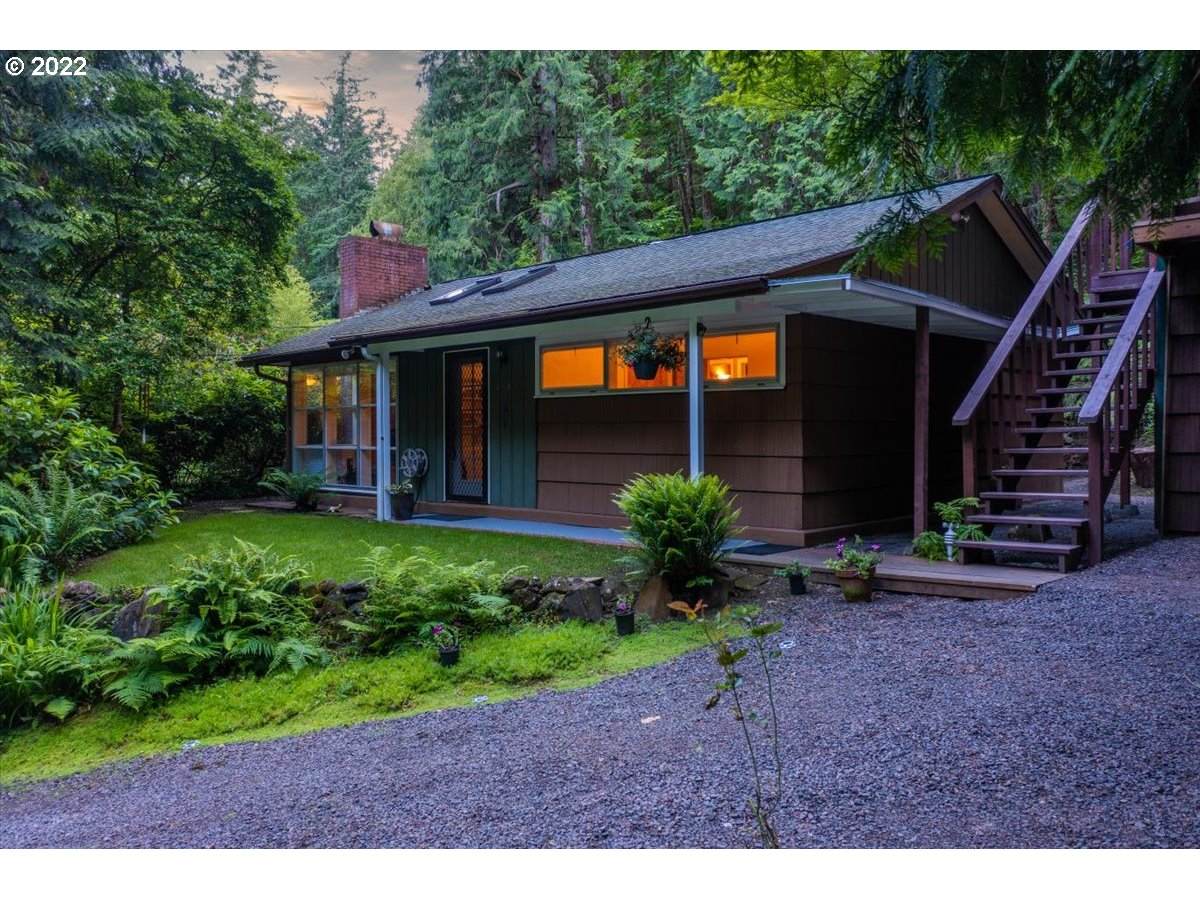 2535 89TH Ave - Photo 1