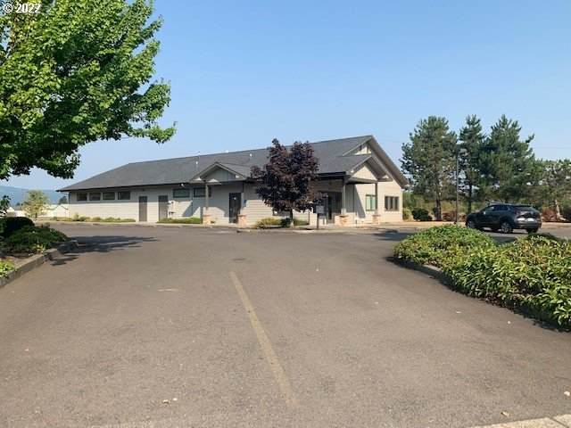 775 Taylor Rd - Photo 1