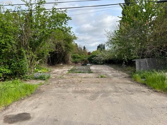 455 Division Ave - Photo 1