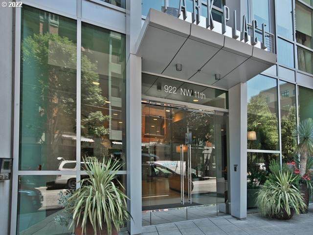 922 11TH Ave - Photo 1