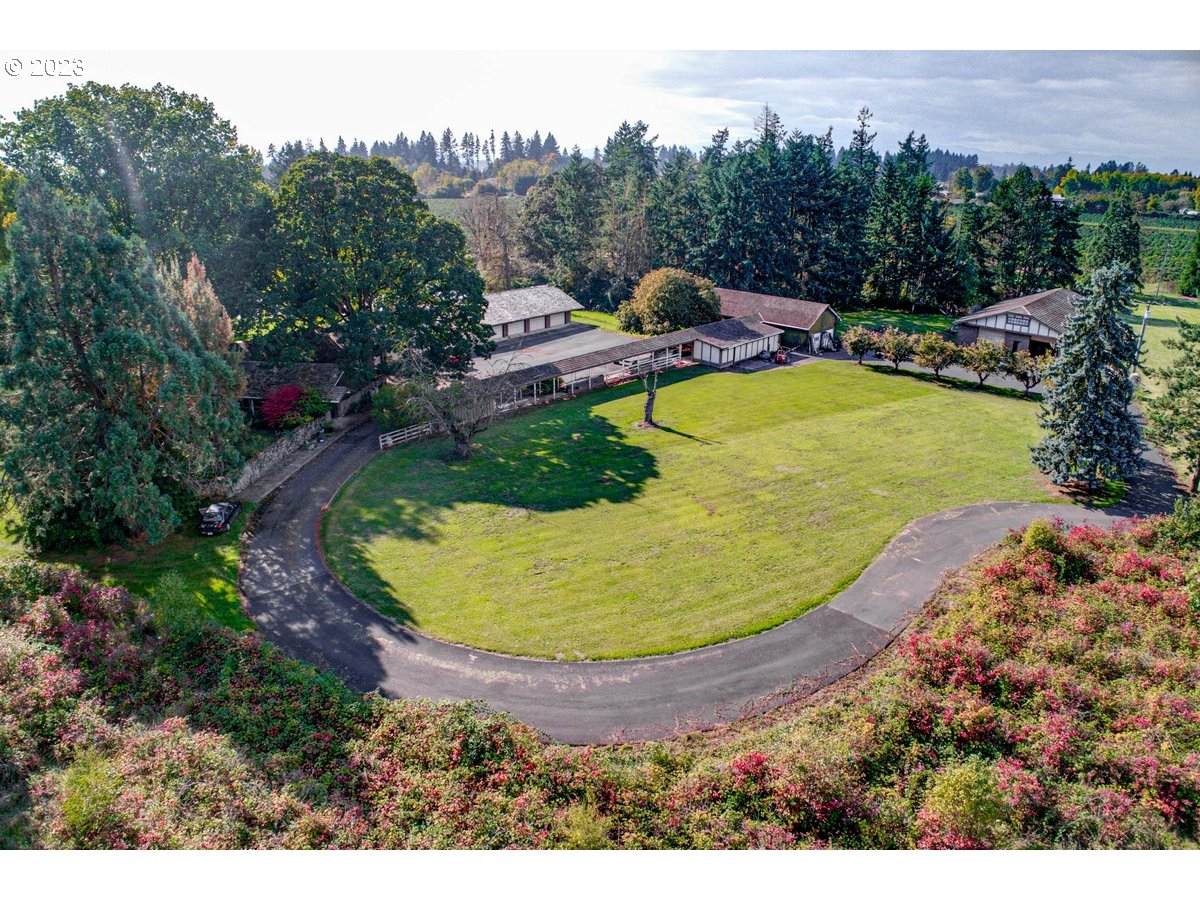13750 Locks Loop Rd - Photo 1