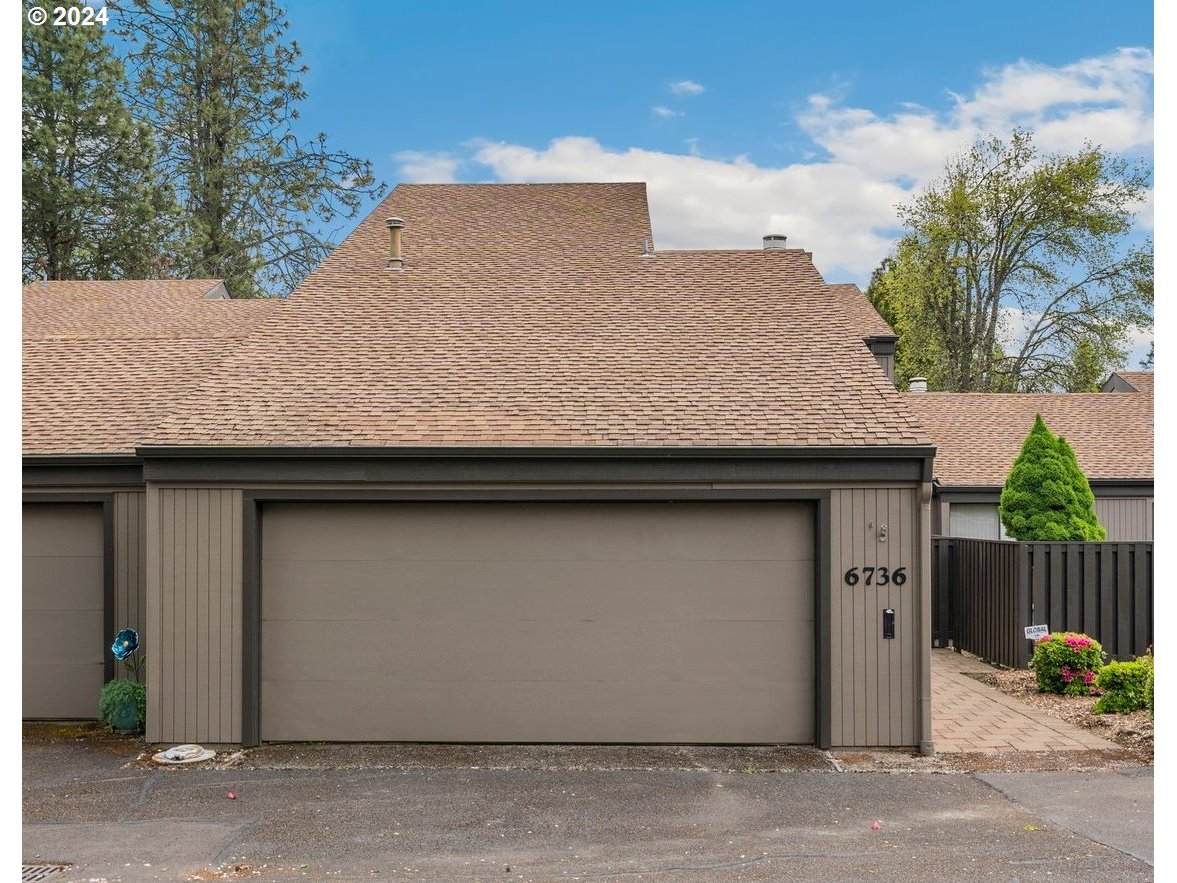 6736 Continental Cir - Photo 1