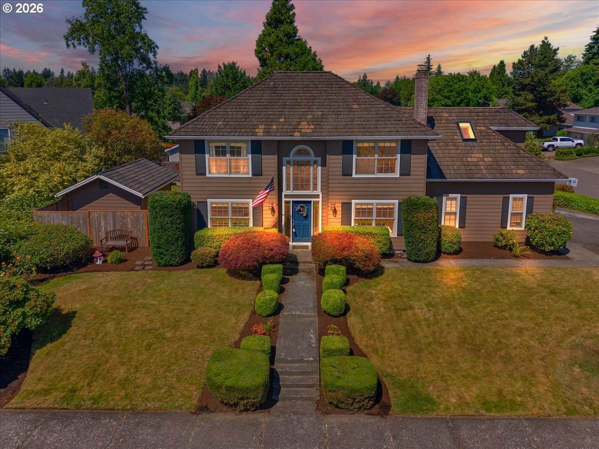 684 Goldie Dr - Photo 1