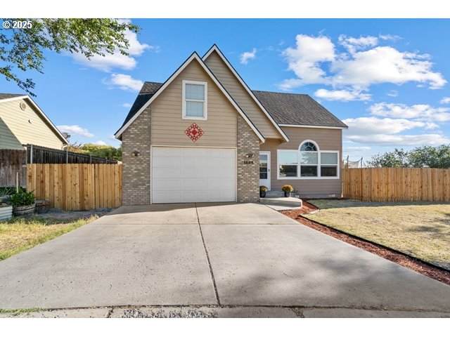 1448 Riverhill Dr - Photo 1