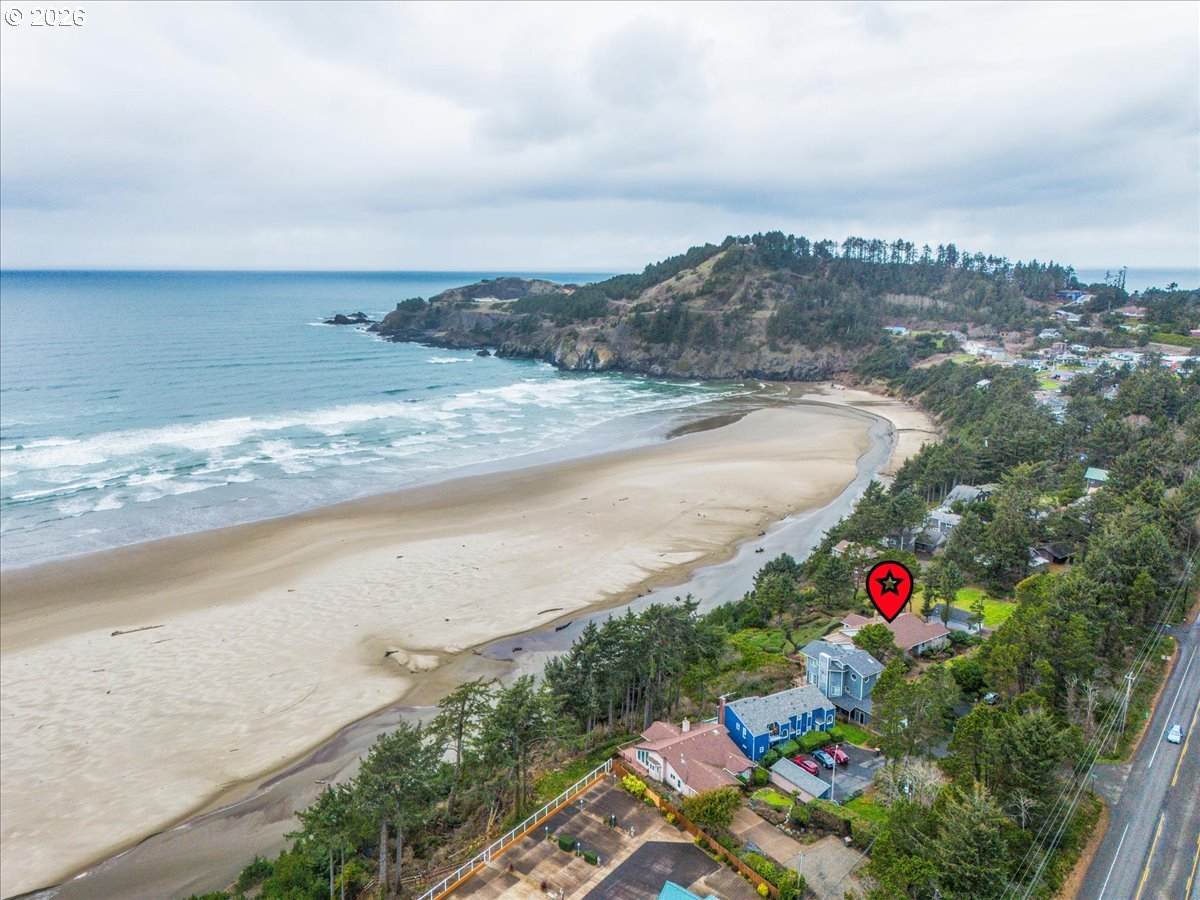 4515 Coast Hwy - Photo 1