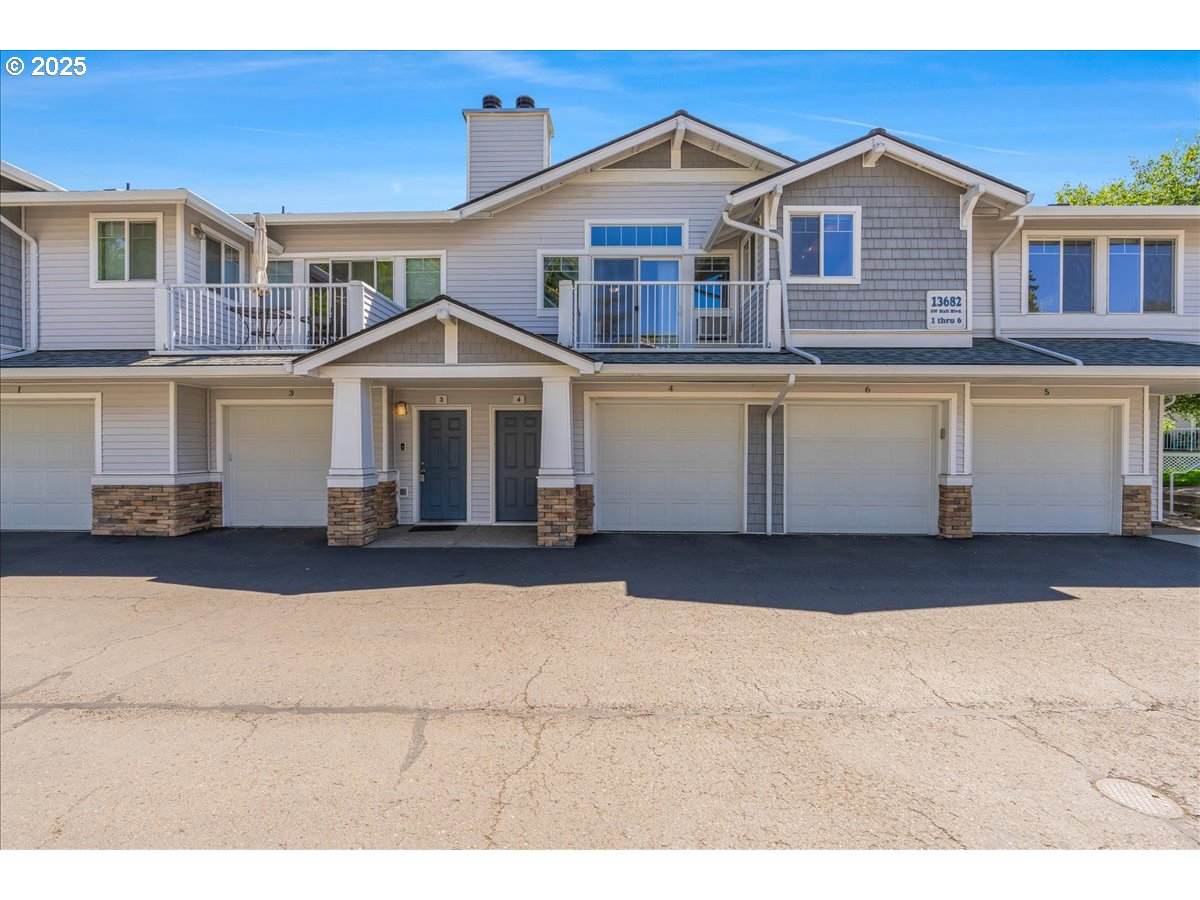 13682 Hall Blvd - Photo 1