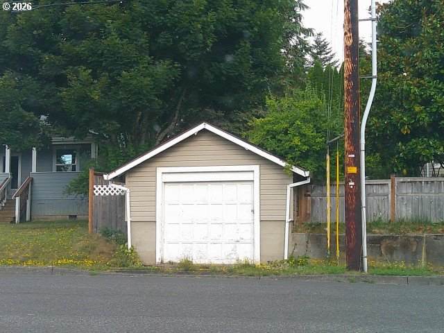 https://bt-photos.global.ssl.fastly.net/portland/orig_boomver_1_271669789-2.jpg
