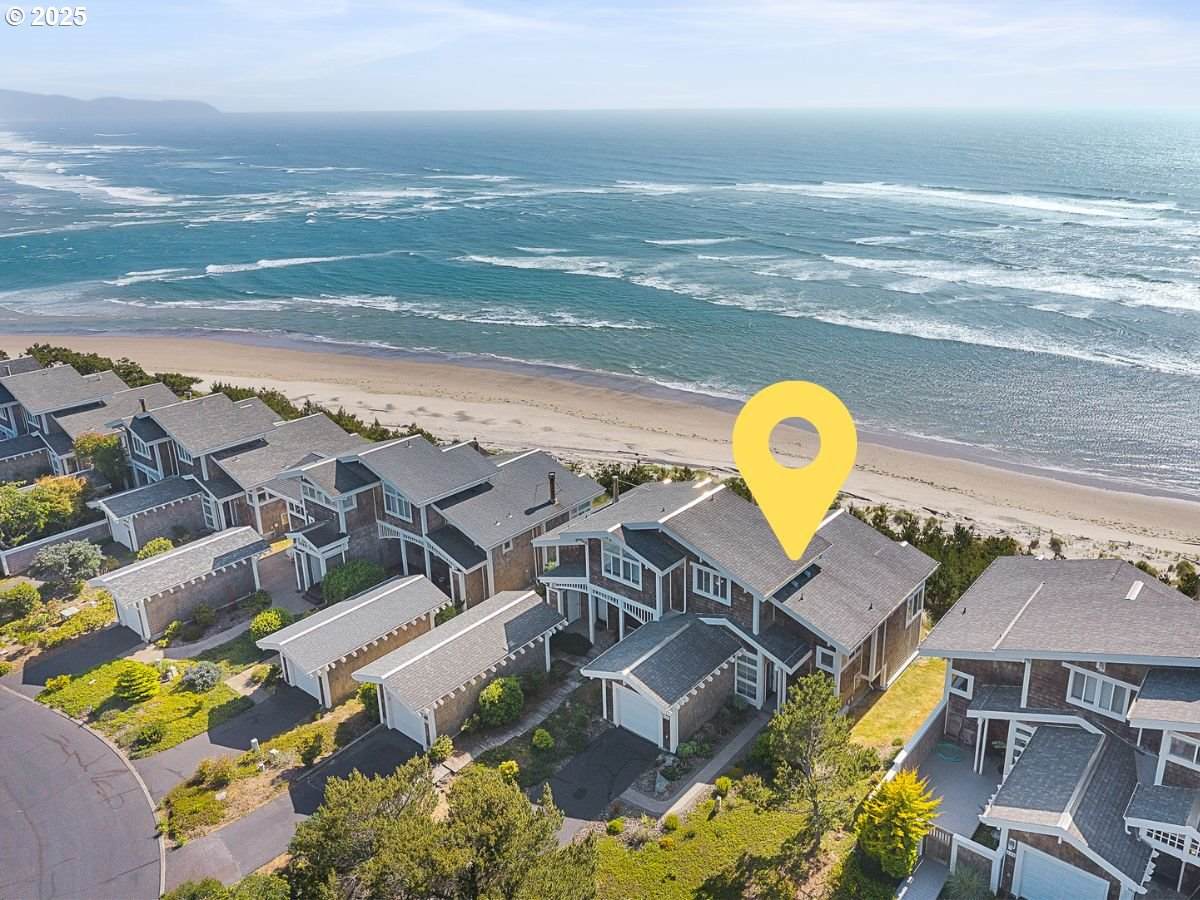 5285 Capes Loop - Photo 1