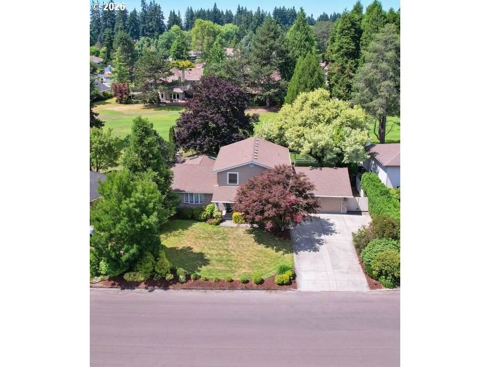 https://bt-photos.global.ssl.fastly.net/portland/orig_boomver_1_273694928-2.jpg