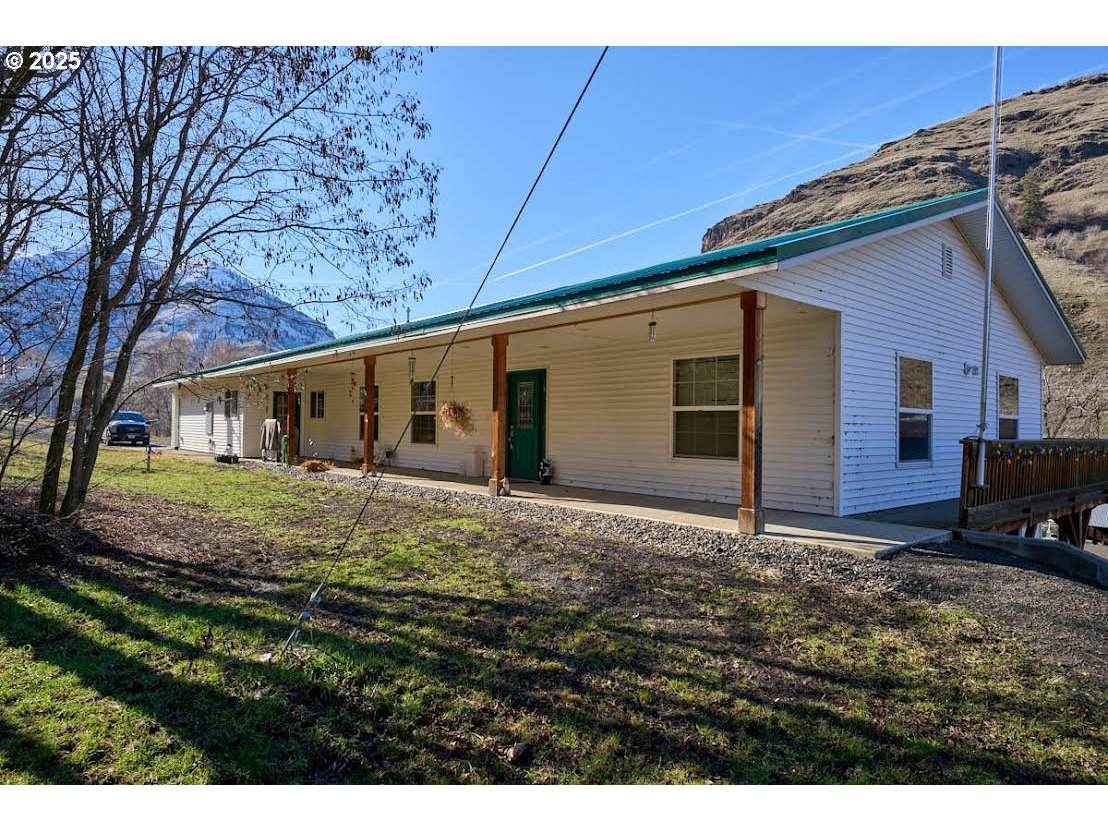 79090 Lower Imnaha Rd - Photo 1