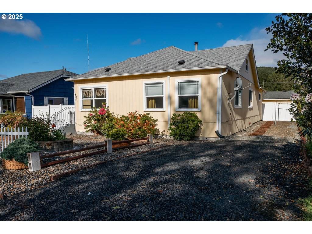 https://bt-photos.global.ssl.fastly.net/portland/orig_boomver_1_286993567-2.jpg