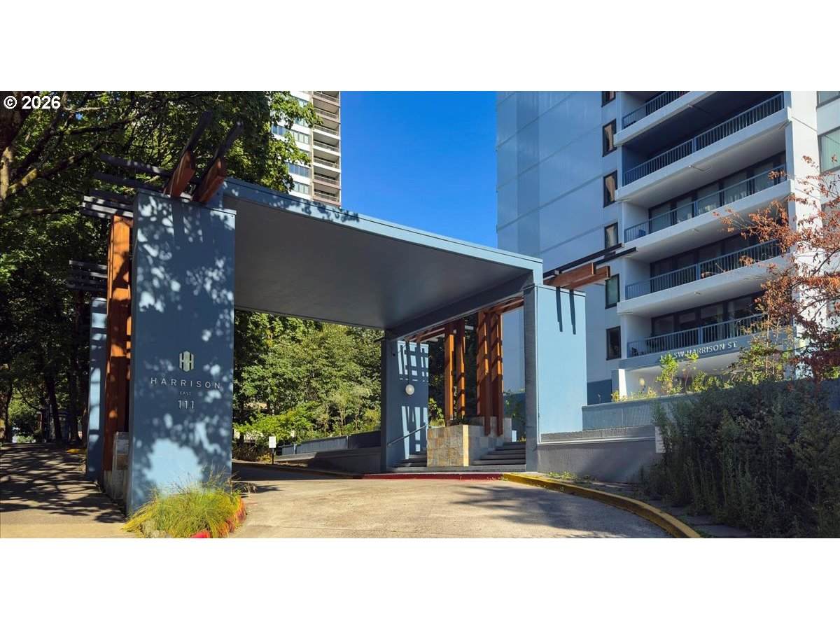 111 Harrison St - Photo 1