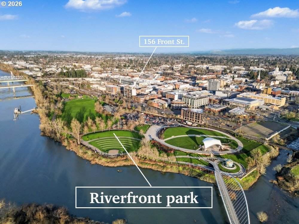 https://bt-photos.global.ssl.fastly.net/portland/orig_boomver_1_294020849-2.jpg