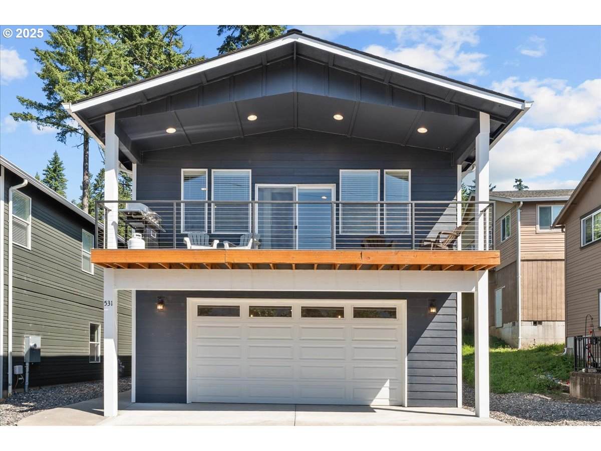 531 Vancouver Ave - Photo 1