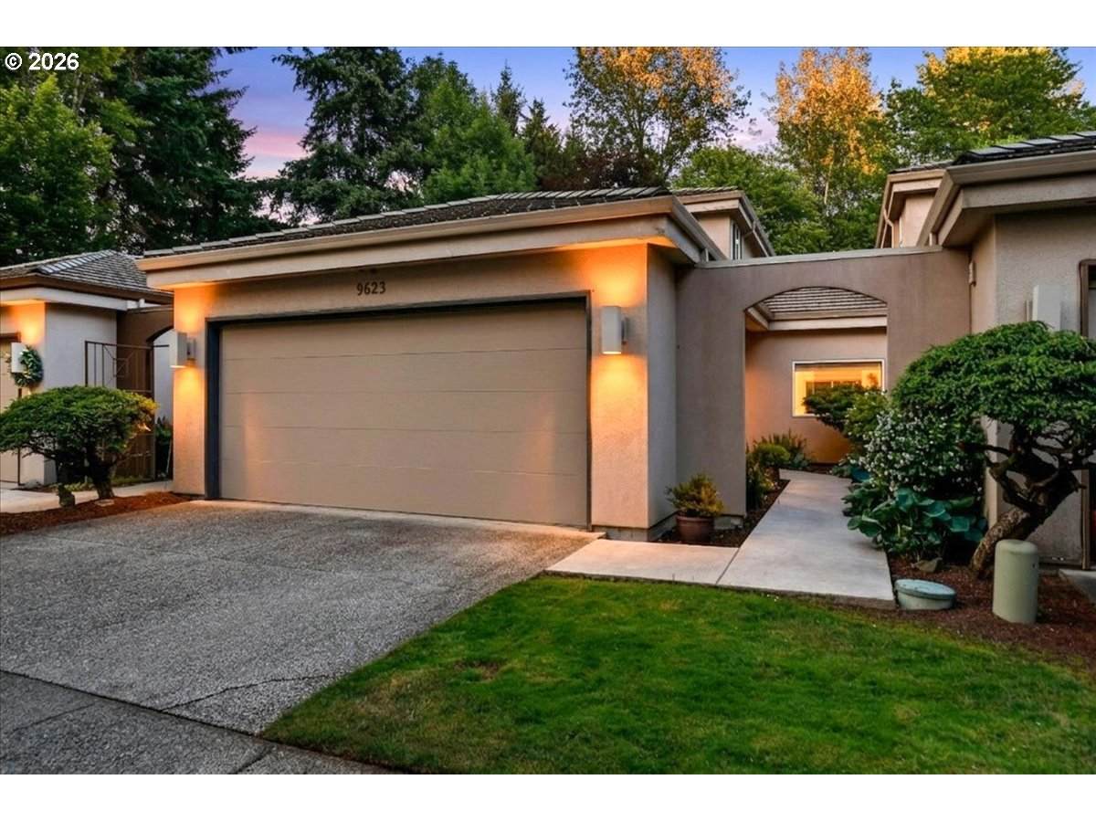 9623 Oak View Dr - Photo 1