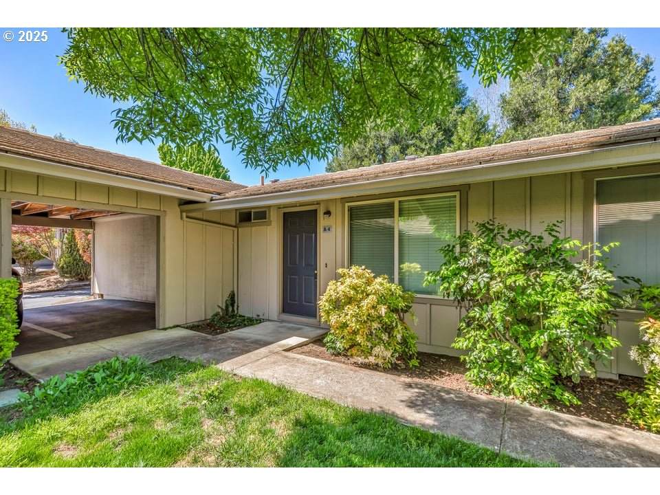 300 Shafer Ln - Photo 1