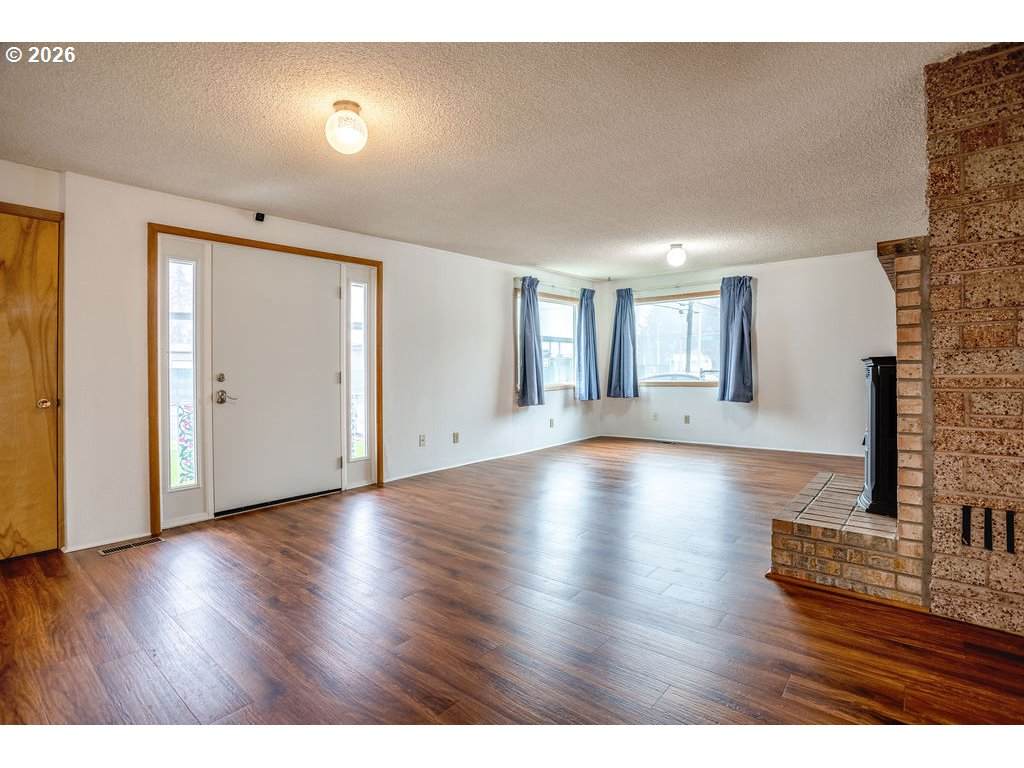 https://bt-photos.global.ssl.fastly.net/portland/orig_boomver_1_308031819-2.jpg