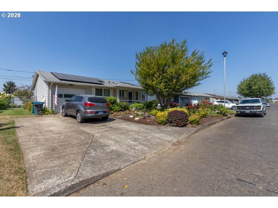 1487 Walton Way - Photo 1