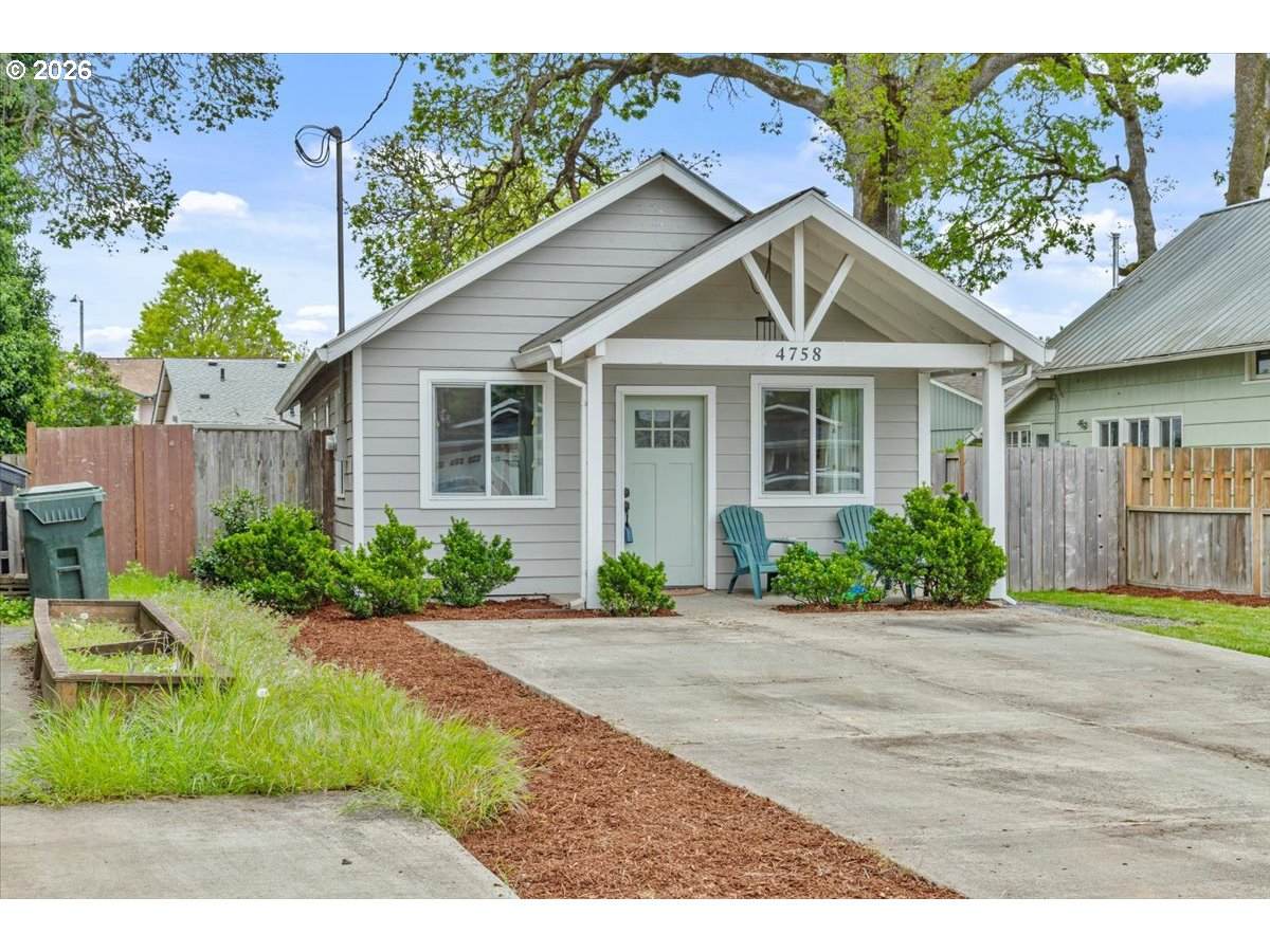 4758 Hayesville Dr - Photo 1